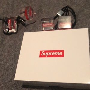 Supreme hair bobbles (set of 2)